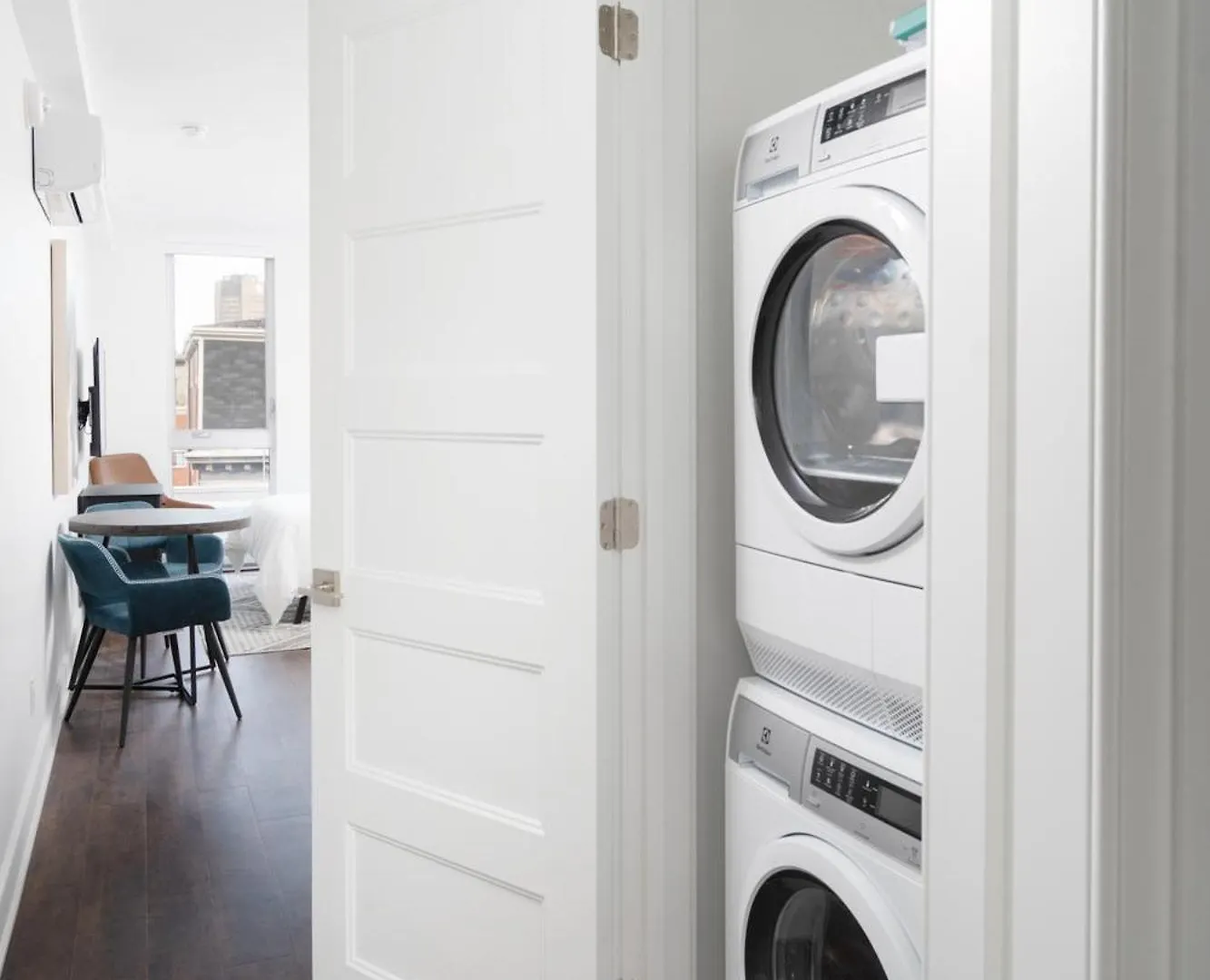 Sonder Gare Saint Denis Aparthotel Montreal