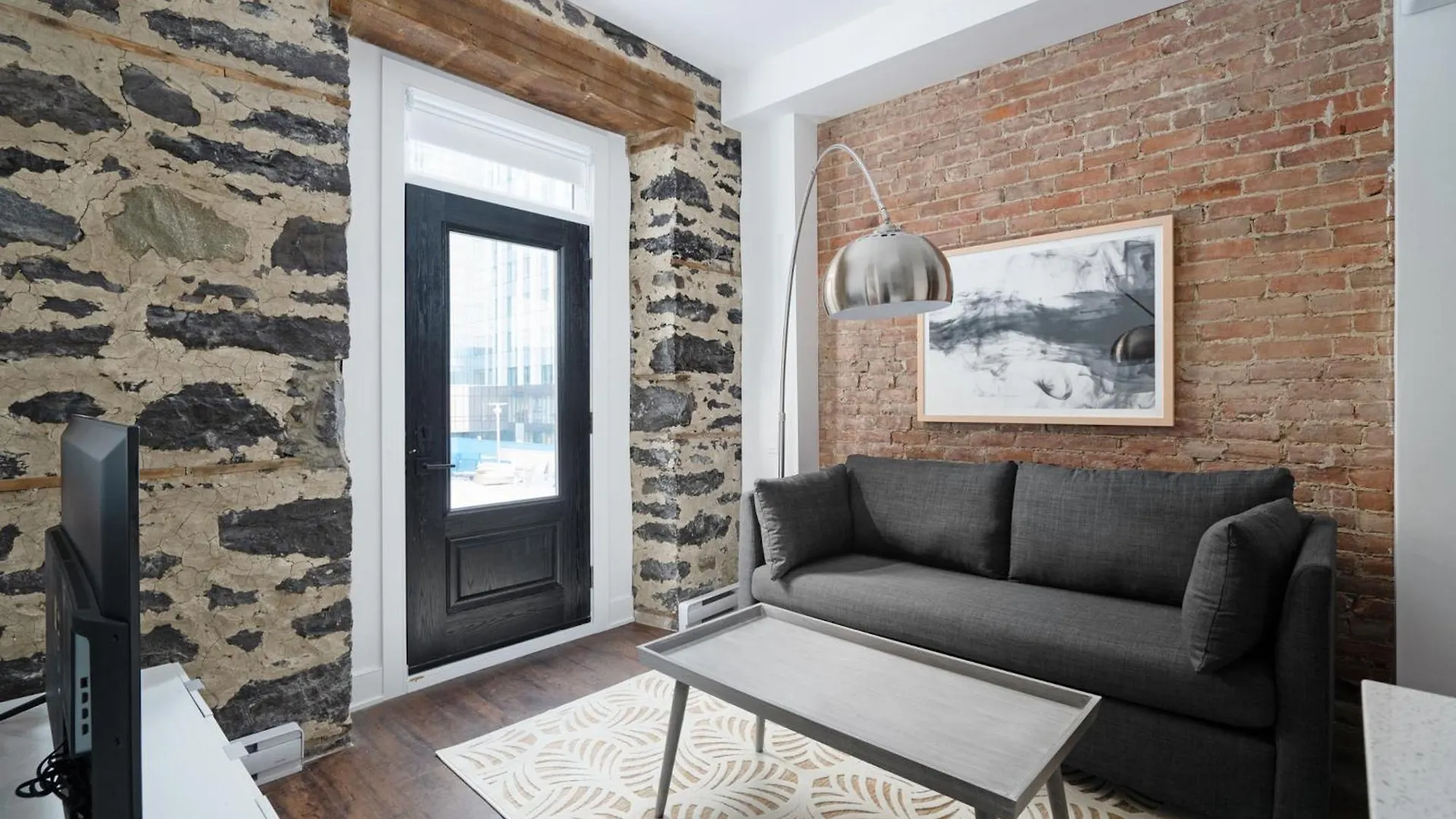 Sonder Gare Saint Denis Aparthotel Montreal 3*,  Canada