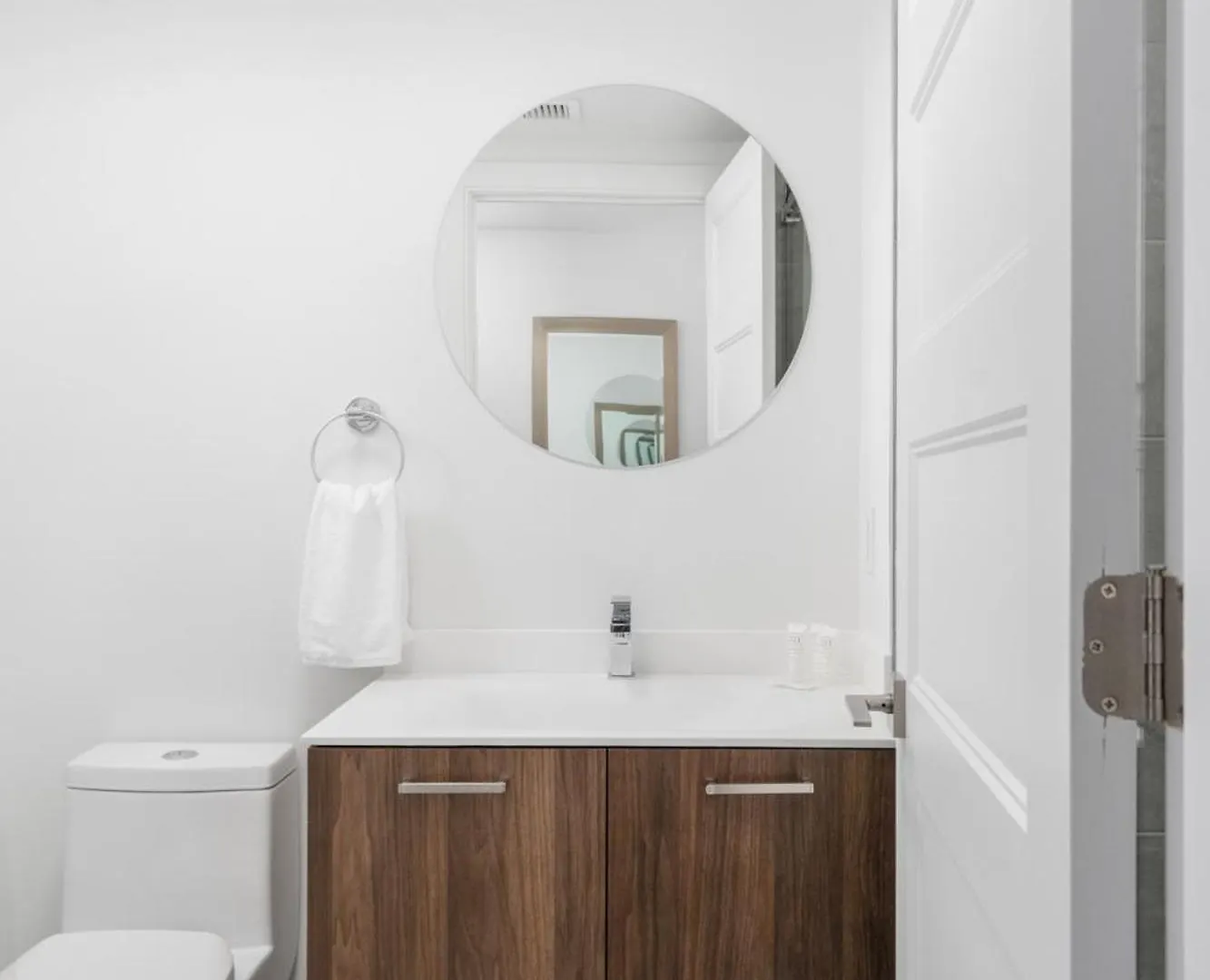 Sonder Gare Saint Denis Aparthotel Montreal 3*,