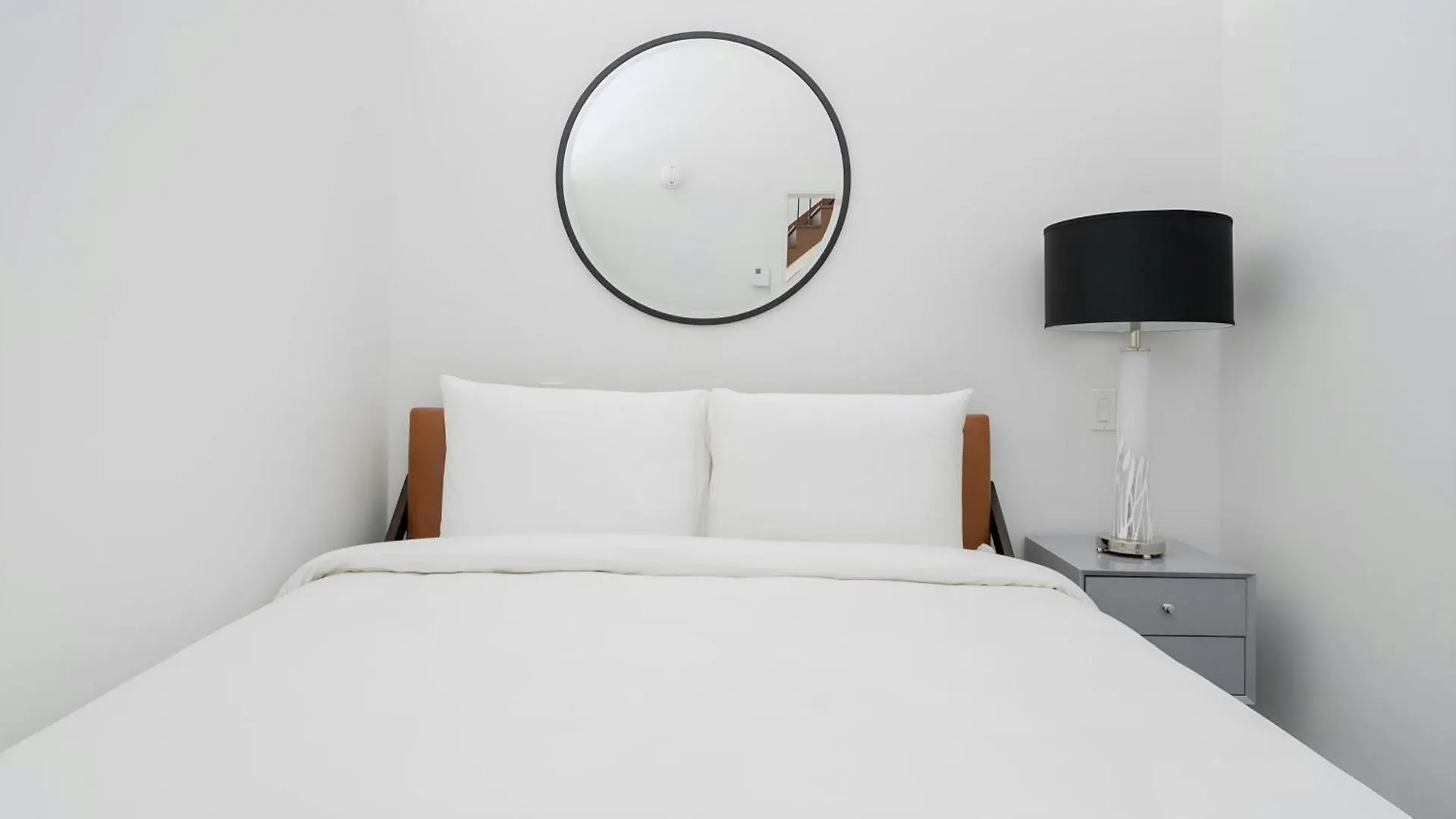 Sonder By Marriott Bonvoy Gare Saint Denis Apartments Downtown Montreal
